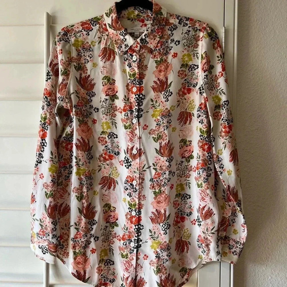 EQUIPMENT NWT Signature Essential Silk Button Front Shirt Blouse Floral Print S - Picture 4 of 8